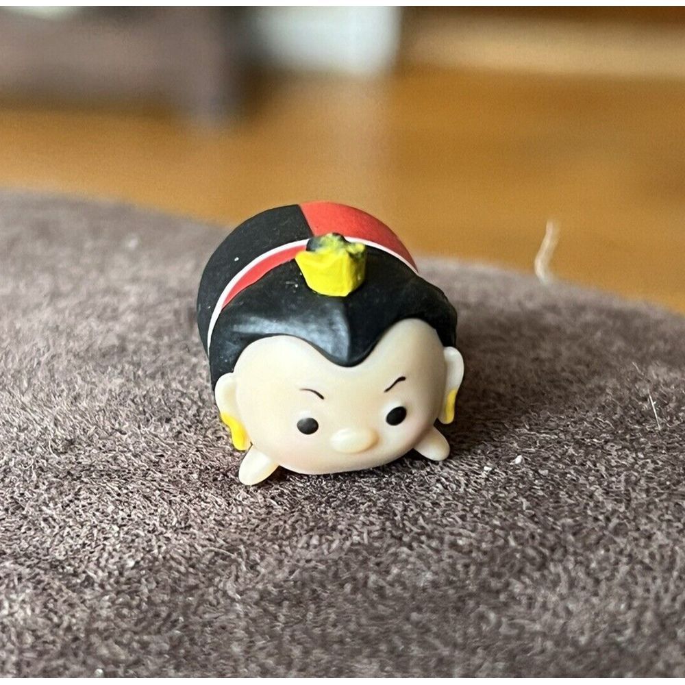 Disney Tsum Tsum‎ - Queen Of Hearts - Small - Mini Vinyl Figure